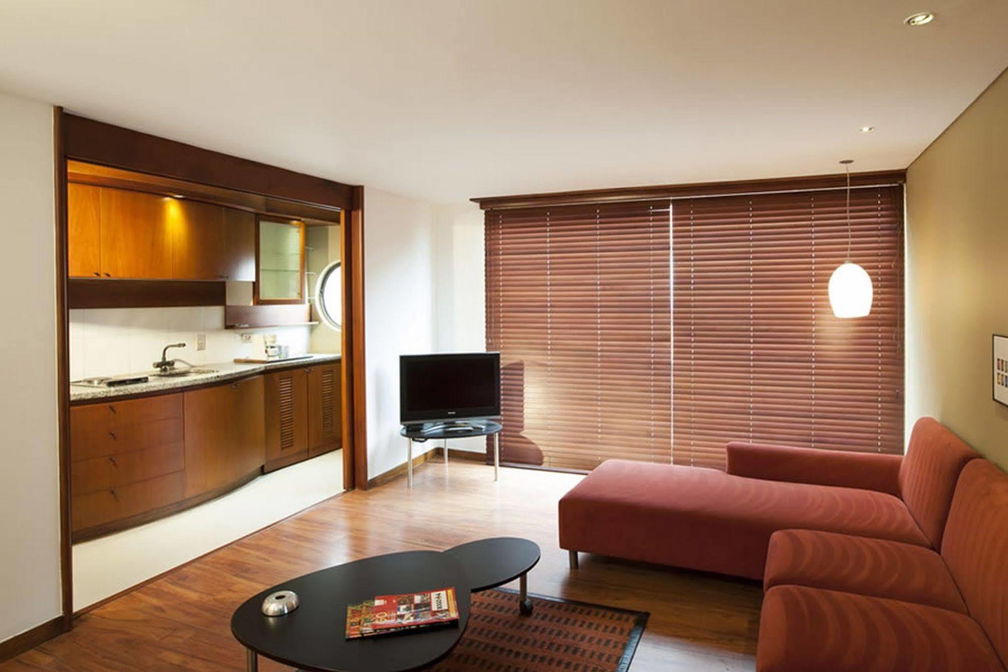 Hotel Lugano Suites Bogotá Extérieur photo