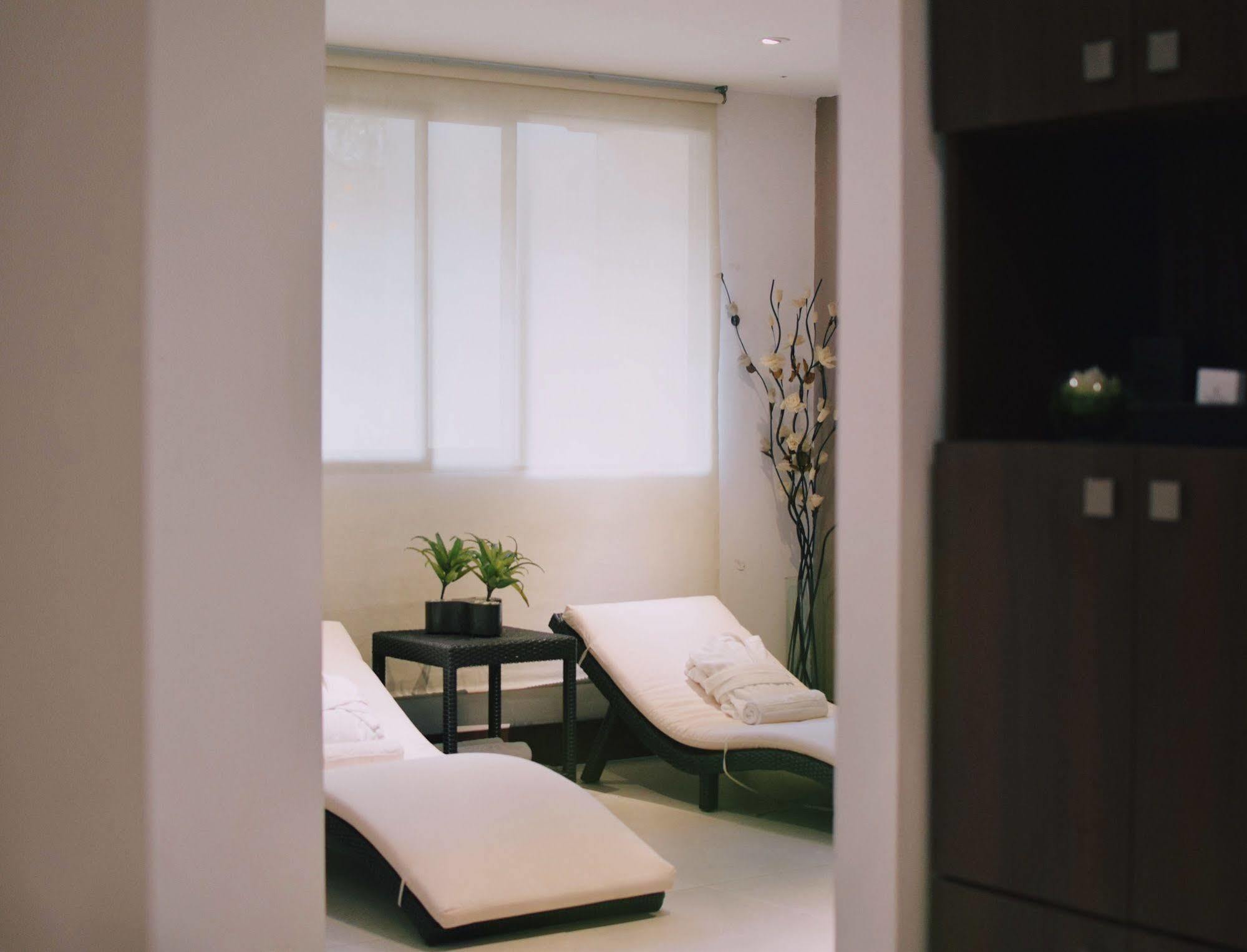 Hotel Lugano Suites Bogotá Extérieur photo