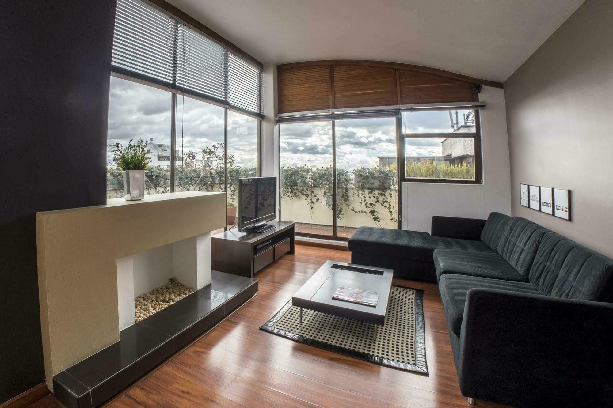 Hotel Lugano Suites Bogotá Extérieur photo